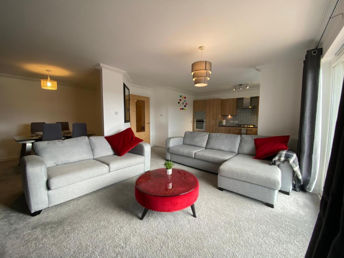 The Duplex Nairn- Spacious 3 Bedroom With Sunny Balcony 外观 照片