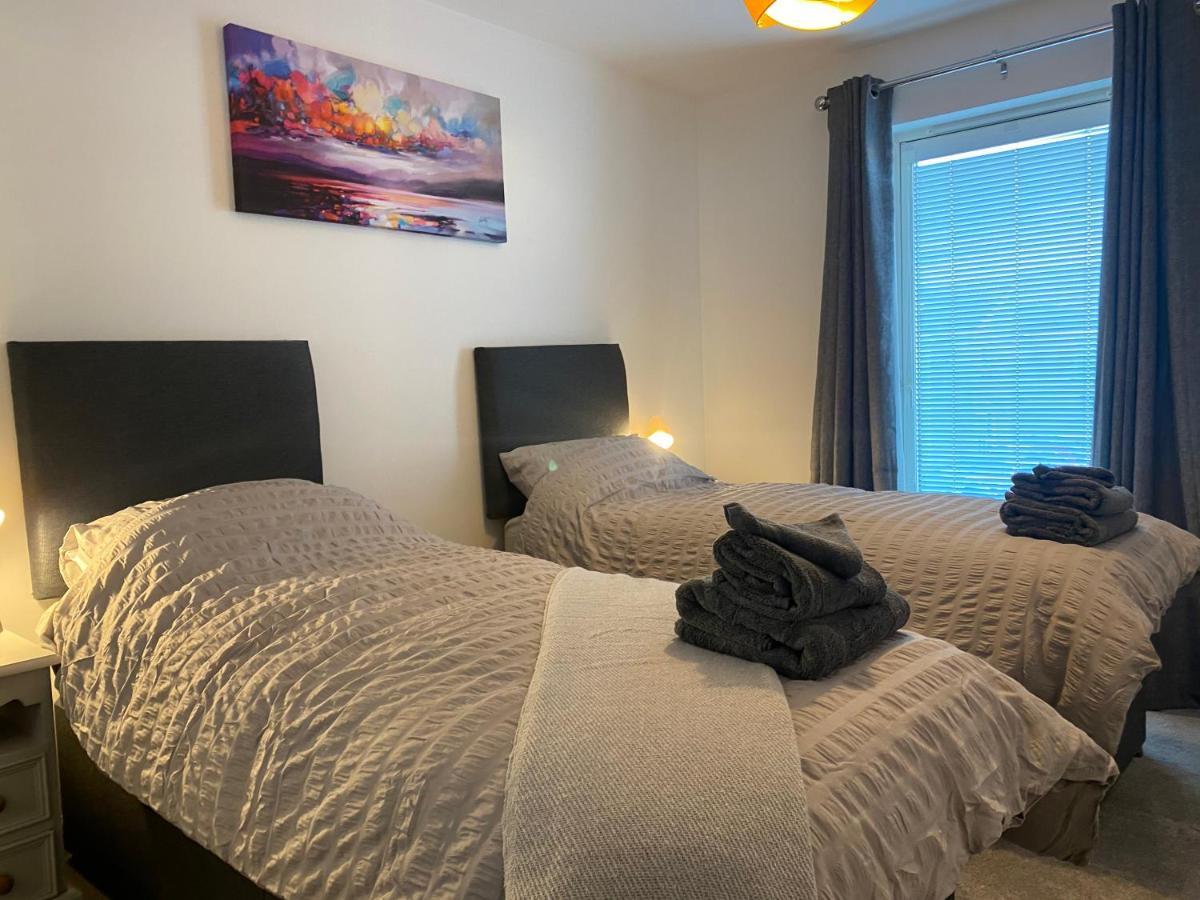 The Duplex Nairn- Spacious 3 Bedroom With Sunny Balcony 外观 照片