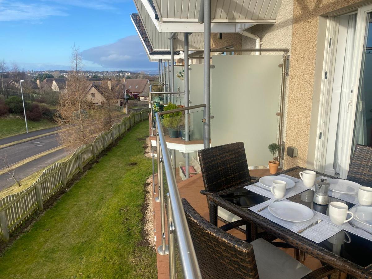 The Duplex Nairn- Spacious 3 Bedroom With Sunny Balcony 外观 照片